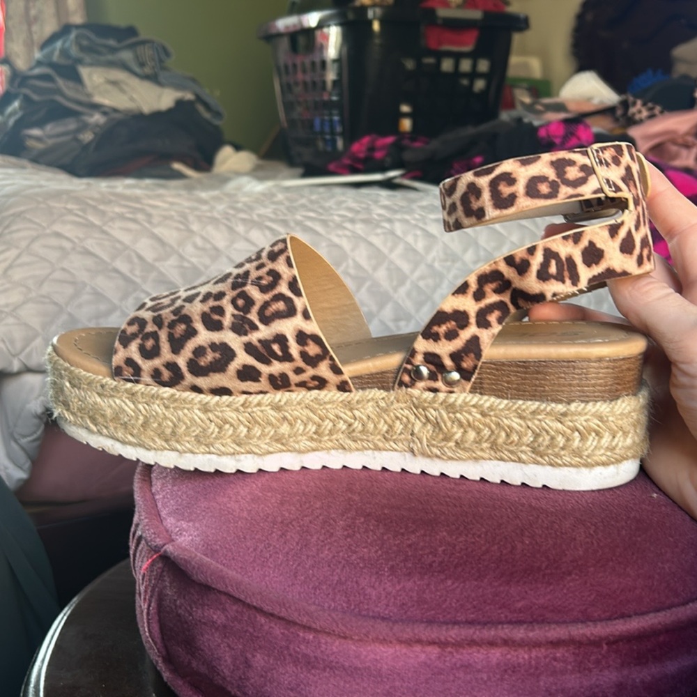 Soda platform sandals (cheetah)